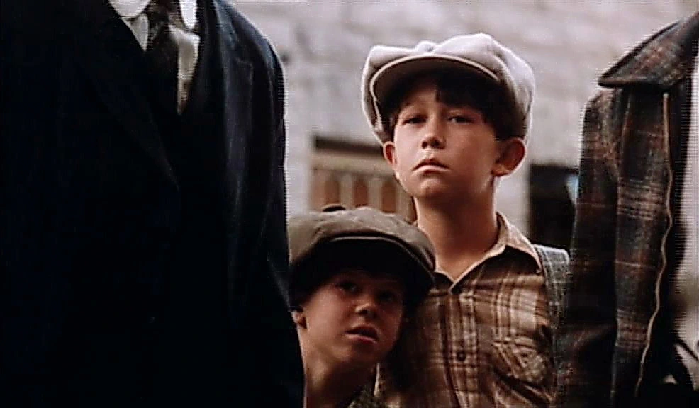 Joseph Gordon-Levitt, Vann Gravage