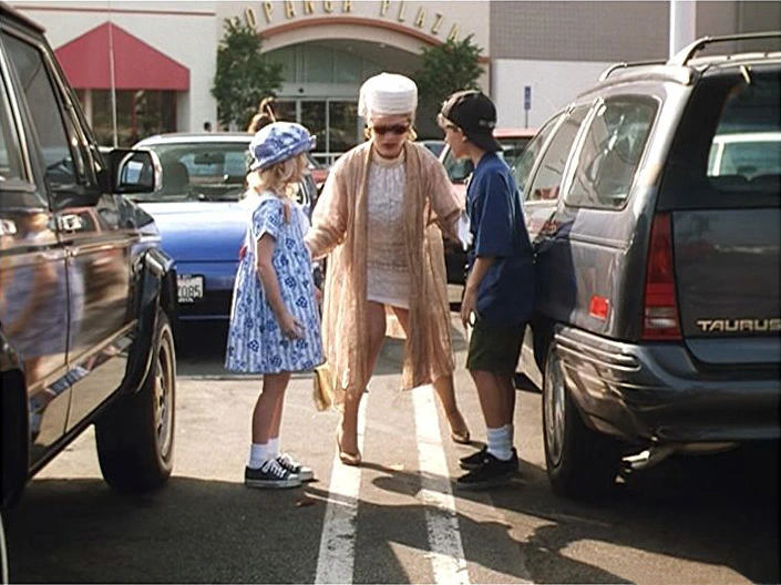 Brady Bluhm, Rachel Duncan