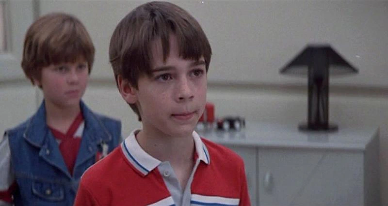 Barret Oliver