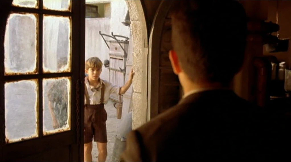 El espinazo del diablo (2001)