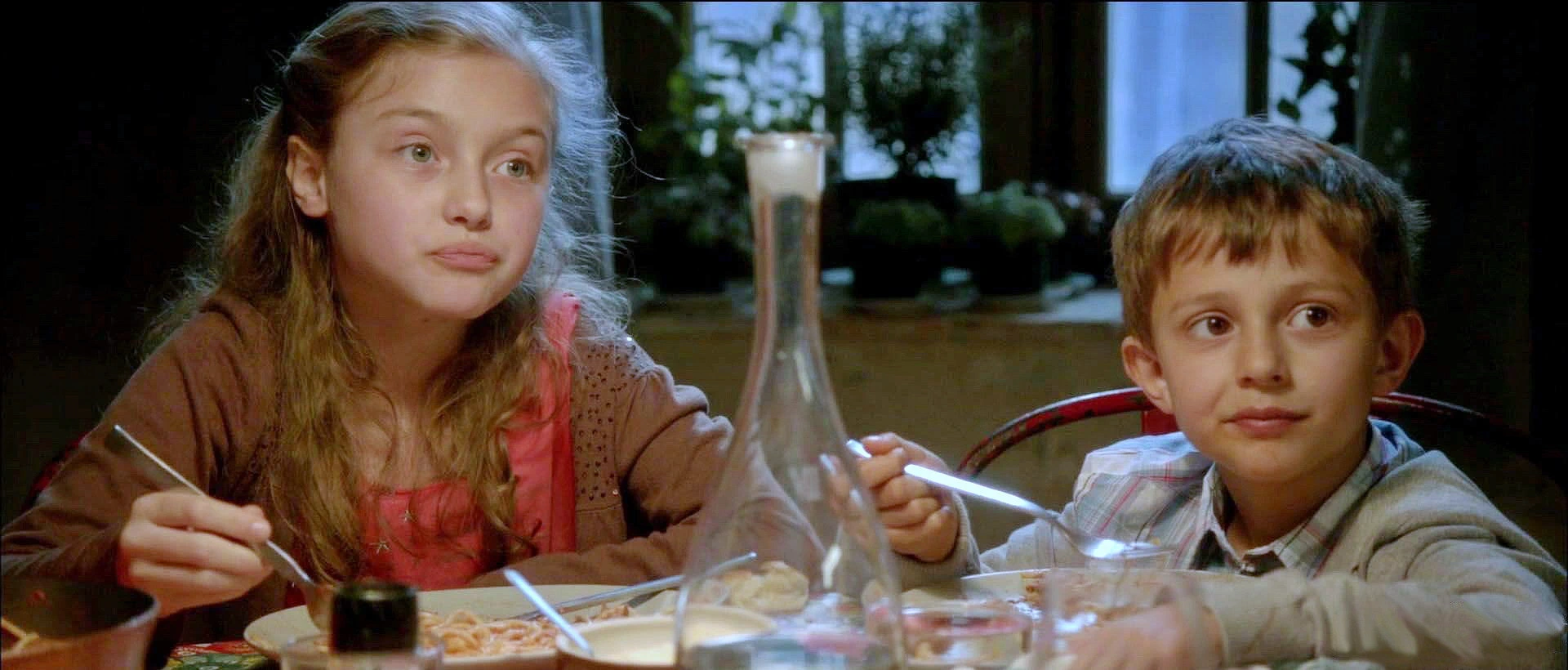 Firmin Mugica, Laura Génovino