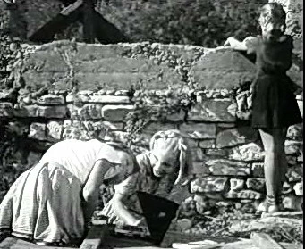 Добро пожаловать или Посторонним вход воспрещён (1964)