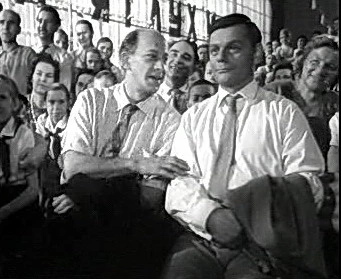 Добро пожаловать или Посторонним вход воспрещён (1964)