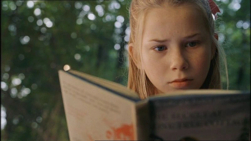 Mika Boorem
