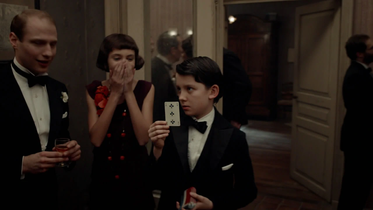 Asa Butterfield