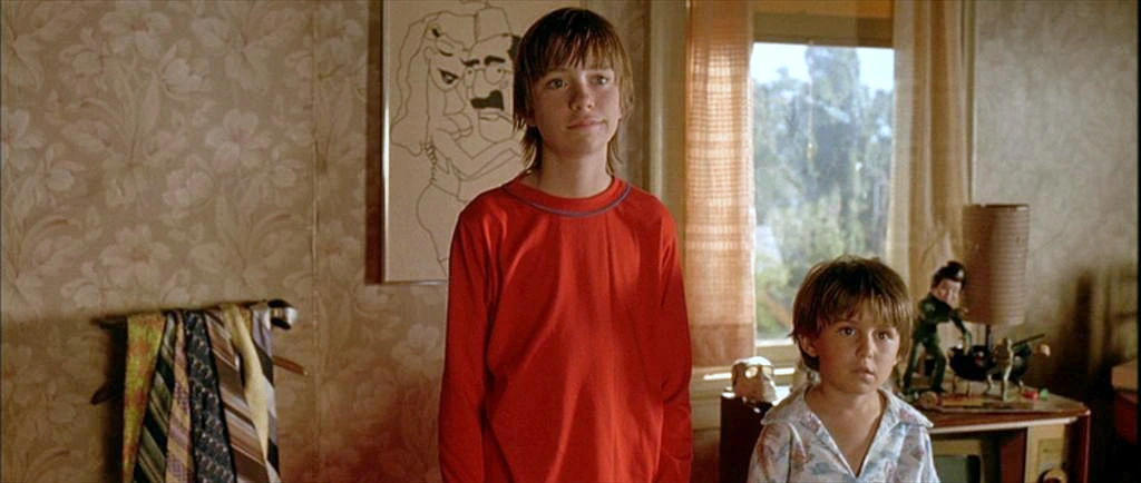 Robert J. Steinmiller Jr., Miko Hughes