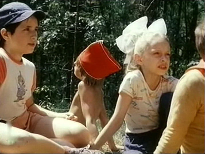 Лялька-Руслан и его друг Санька... (1980)
