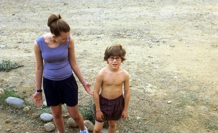 Alex D. Linz, Scarlett Johansson