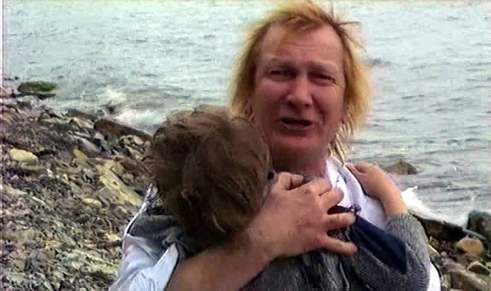 Никогда не разговаривайте с неизвестными (2006)
