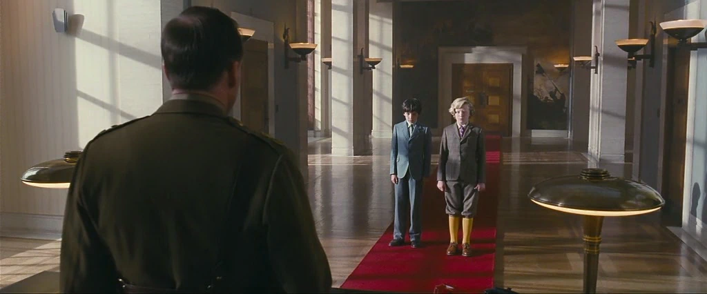 Asa Butterfield, Eros Vlahos