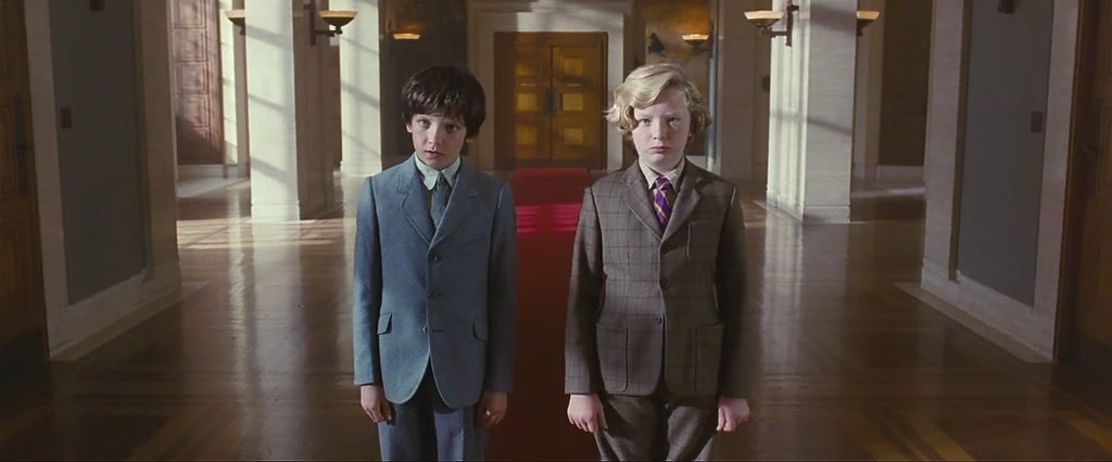 Asa Butterfield, Eros Vlahos