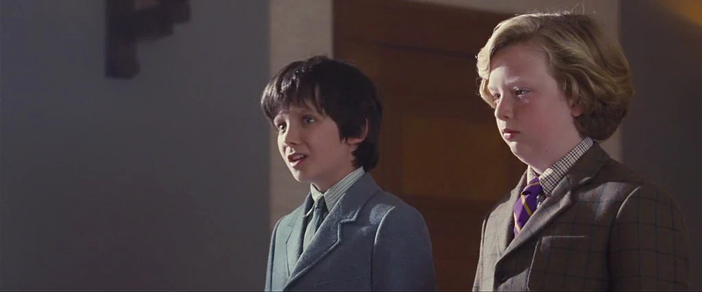 Asa Butterfield, Eros Vlahos