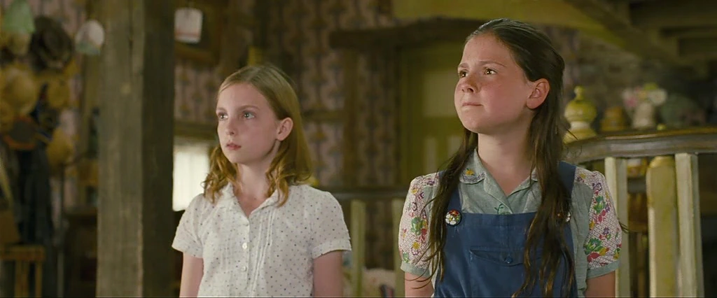Lil Woods, Rosie Taylor-Ritson