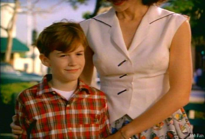 Joseph Mazzello